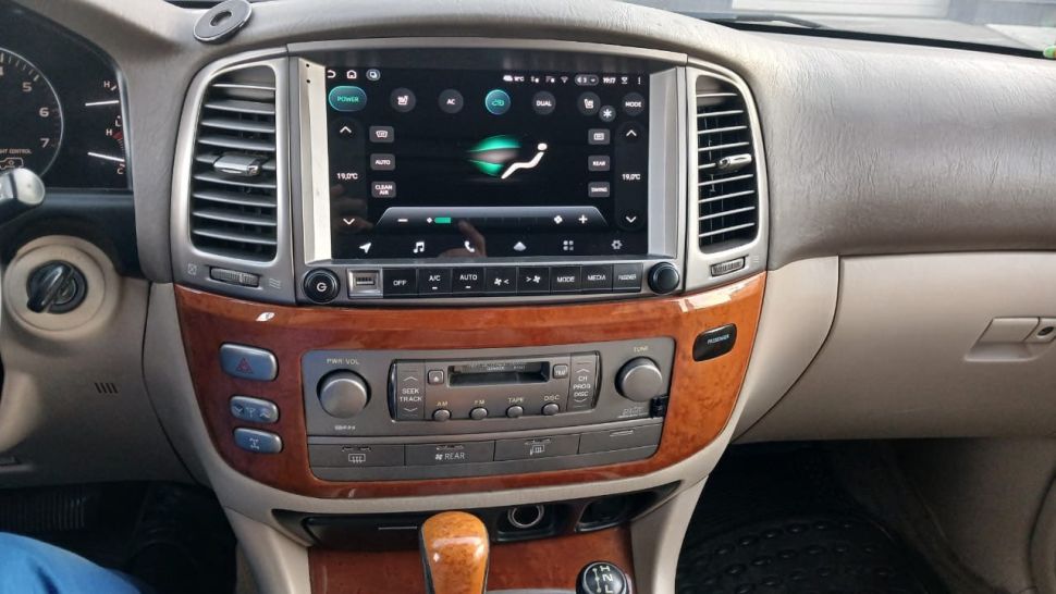 Штатная магнитола Teyes CC3 2K 4/32 Lexus LX470 (2002-2007) F2 Тип-C