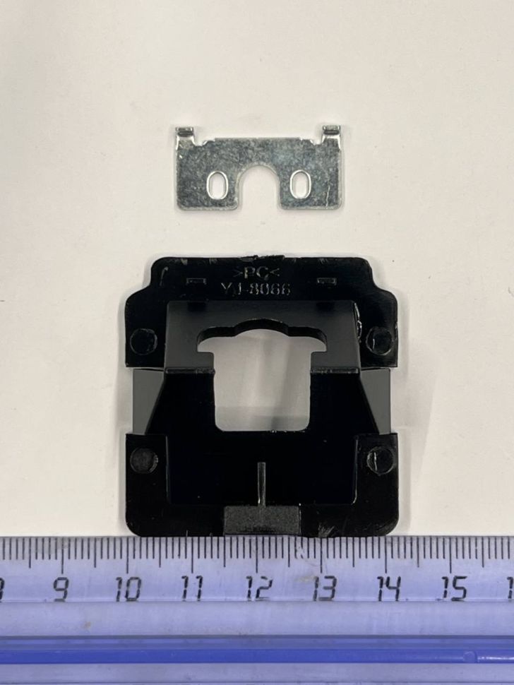 Адаптер под заднюю камеру в штатное место Mitsubishi Outlander XL, Citroen C-Crosser